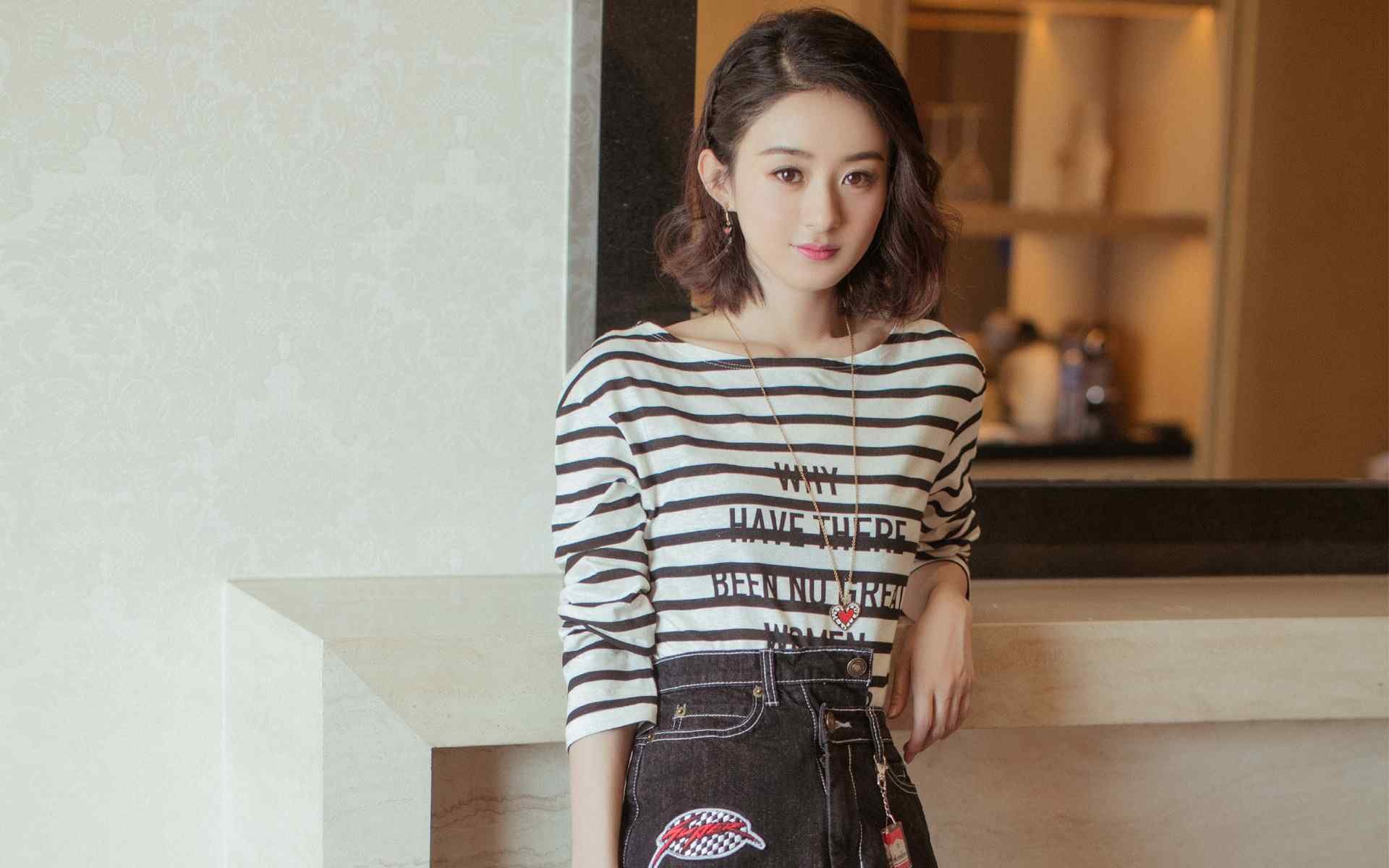 德甲全场焦点:攻防对抗中的精彩瞬间,德甲现场